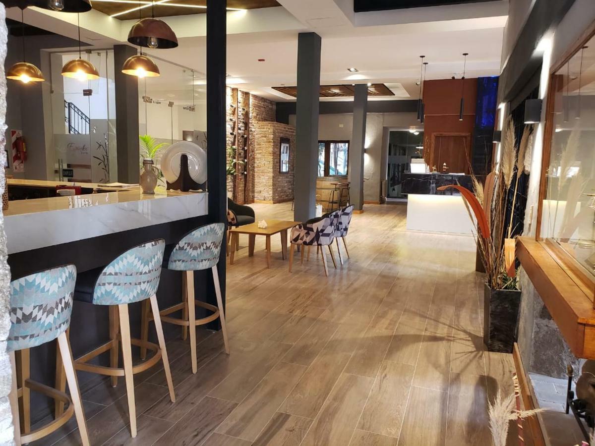 Los Espinillos Hotel Y Spa Villa Carlos Paz Zewnętrze zdjęcie